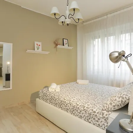 Lovely Cenisio Apartamento